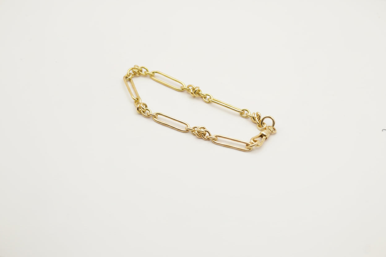 Paperclip link bracelet 9ct gold
