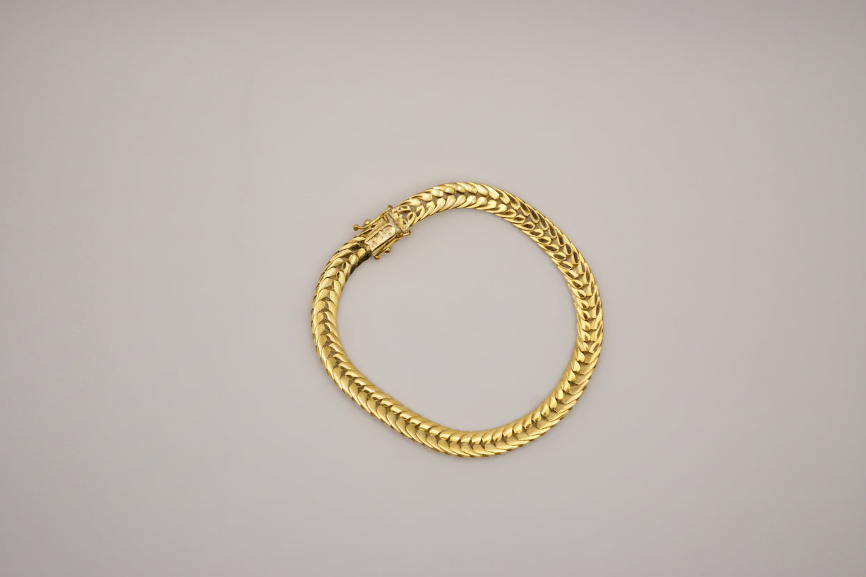 Herringbone 9ct gold bracelet