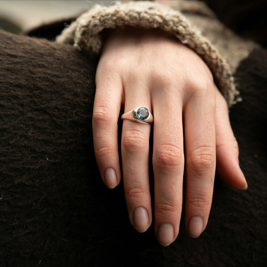 Tidewhisper signet ring