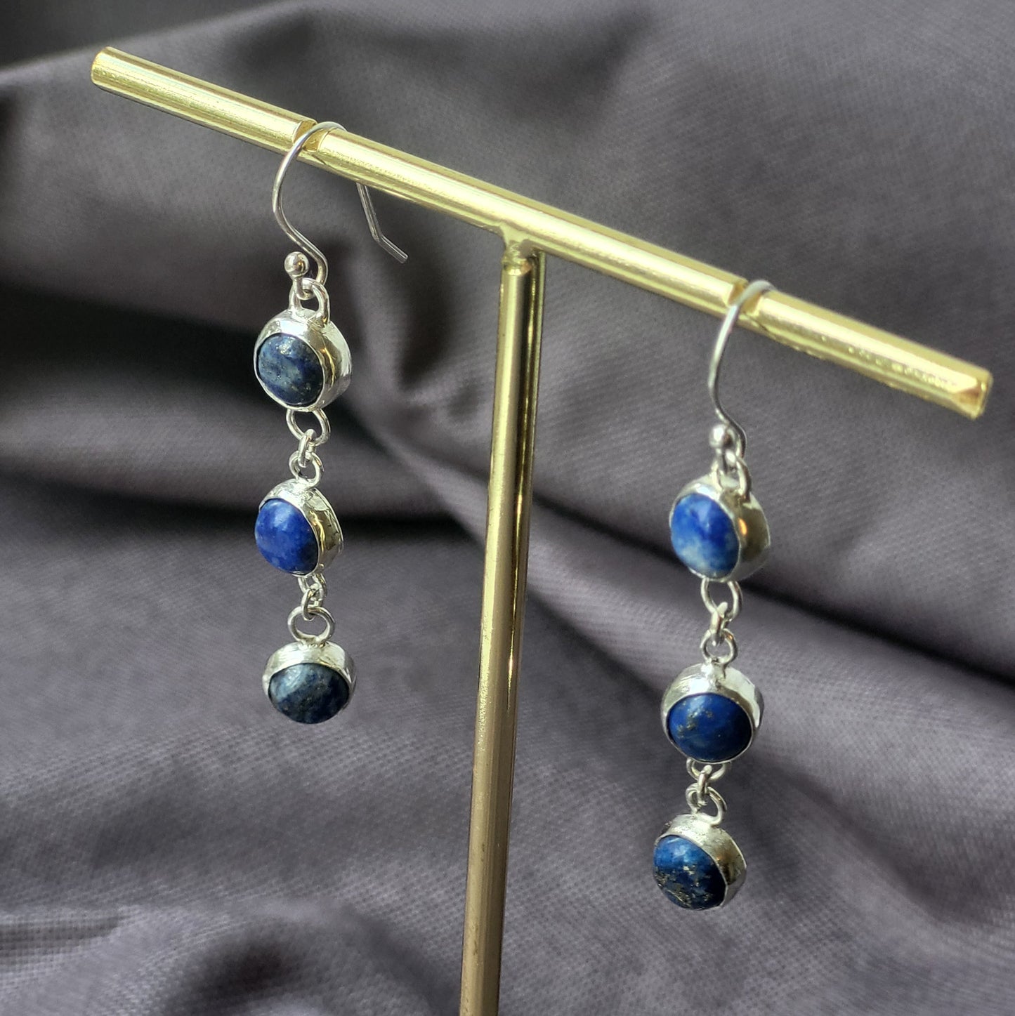 Lapis lazuli trois drop earrings