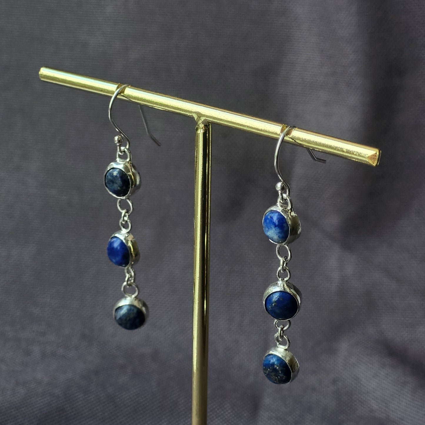 Lapis lazuli trois drop earrings