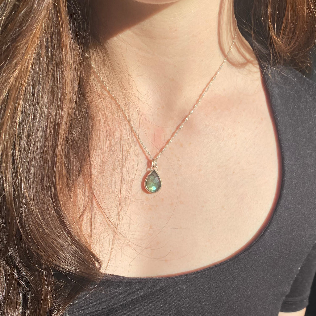 Faceted labradorite necklace