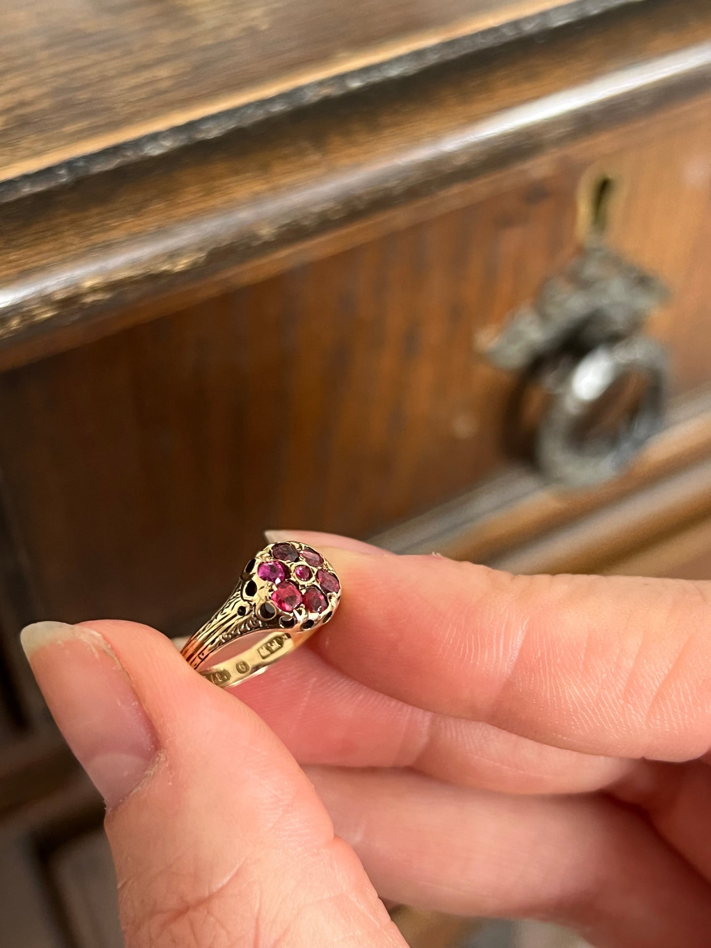 Vintage 90s Ruby 9ct gold ring