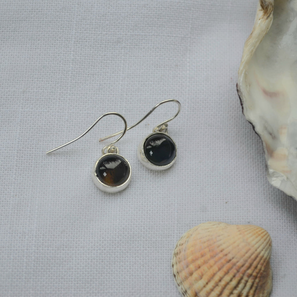 Moodchanging stone earrings