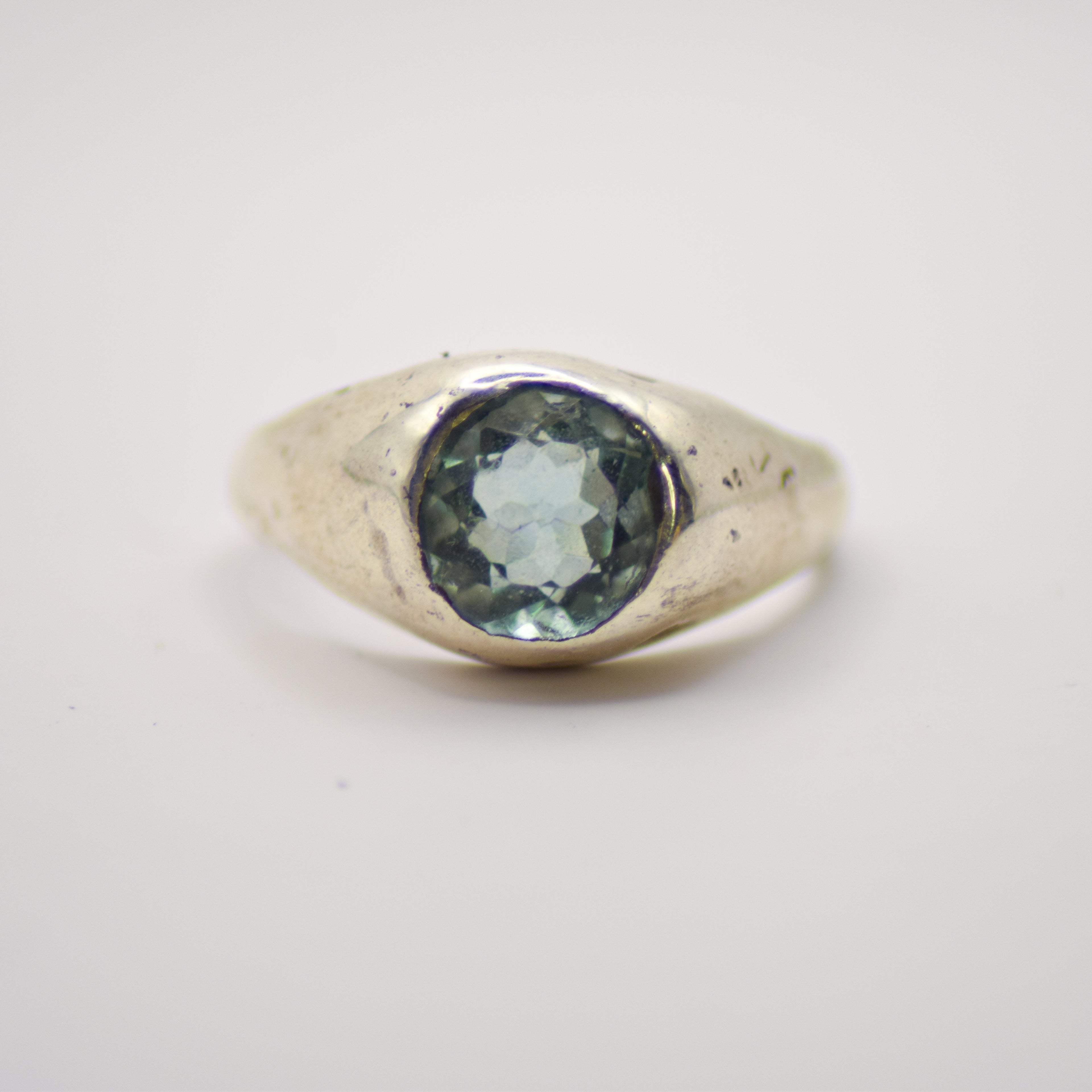 Fluorite signet ring