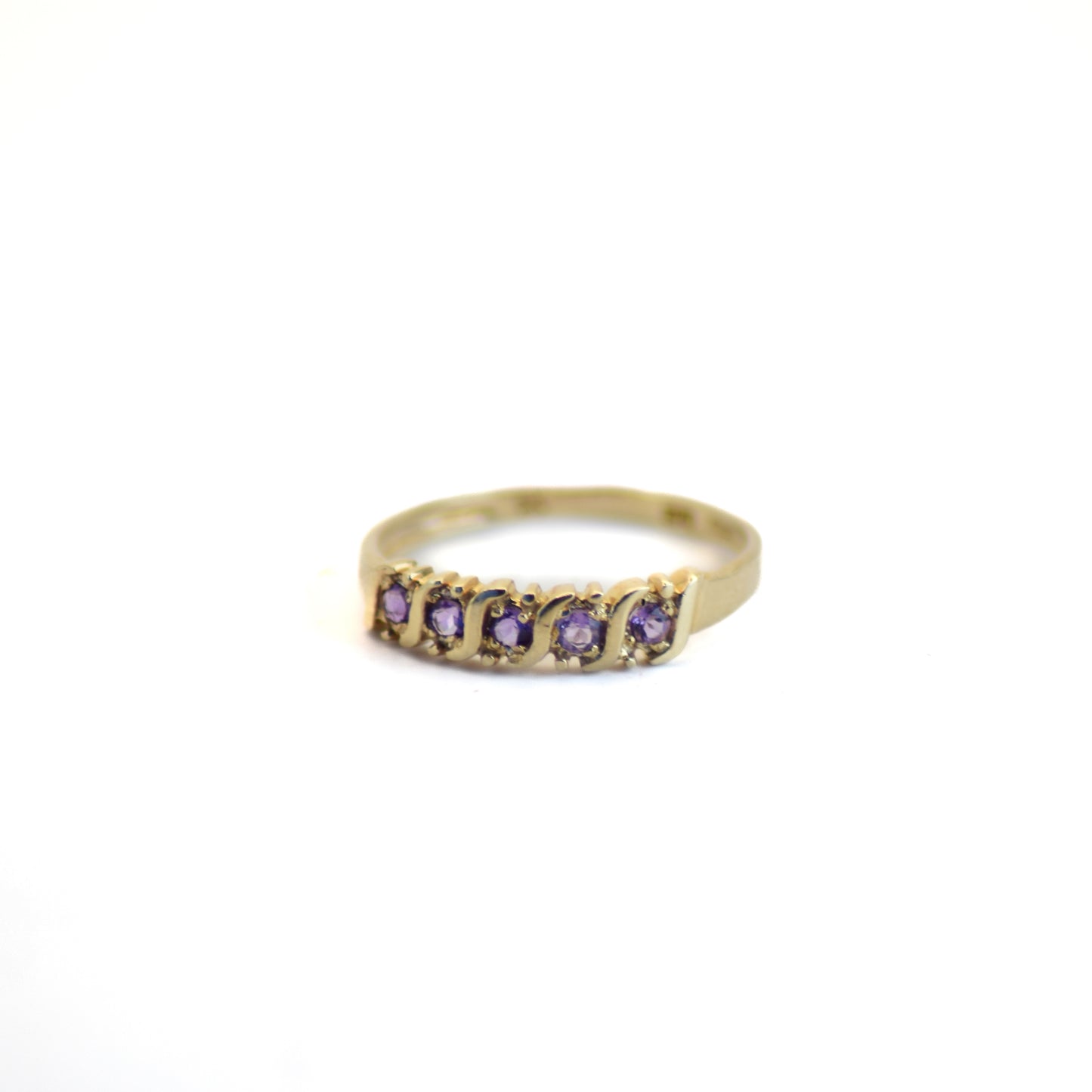 5 stone amethyst 9ct gold band