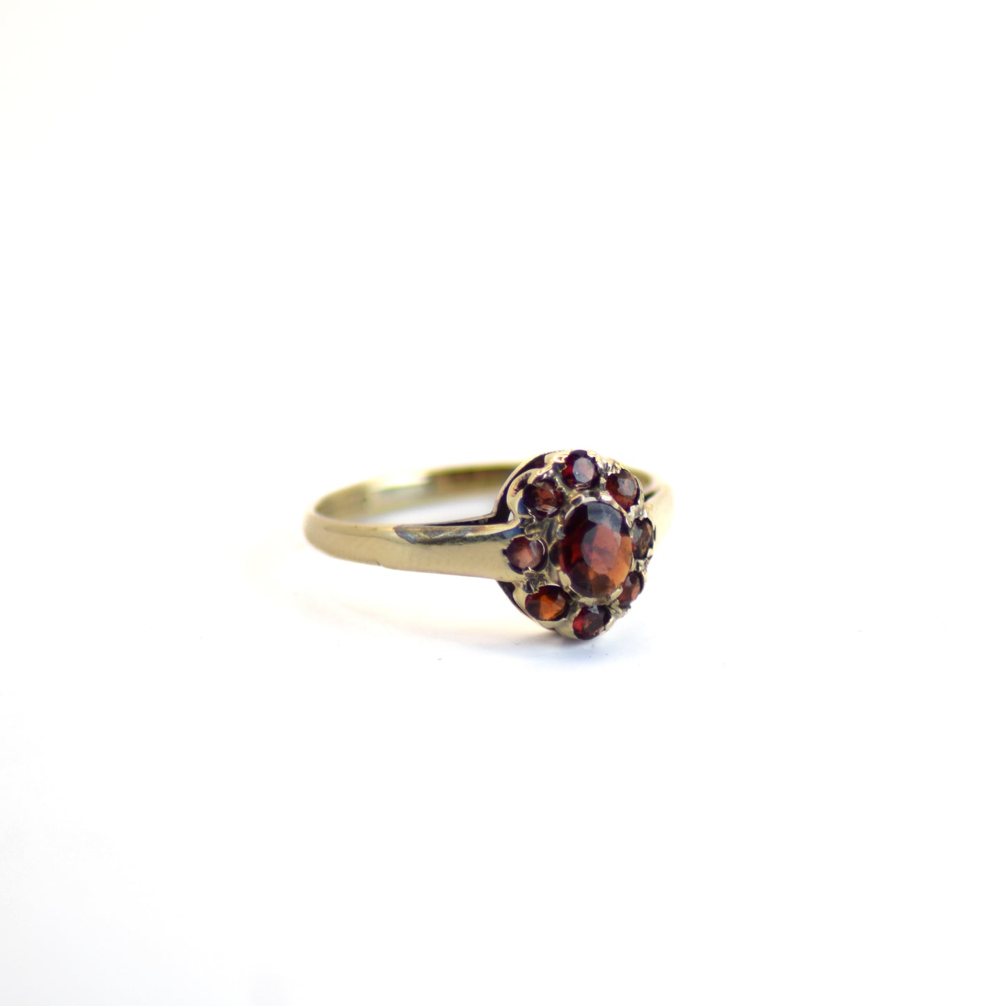 Garnet 9ct gold cluster art deco ring