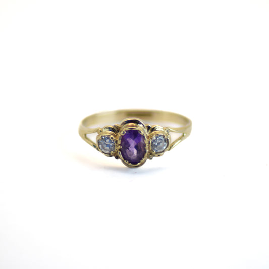 Victorian amethyst & diamond 9ct gold ring