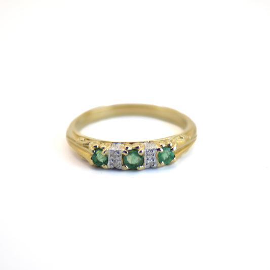 Emerald & diamond Victorian 9ct gold ring
