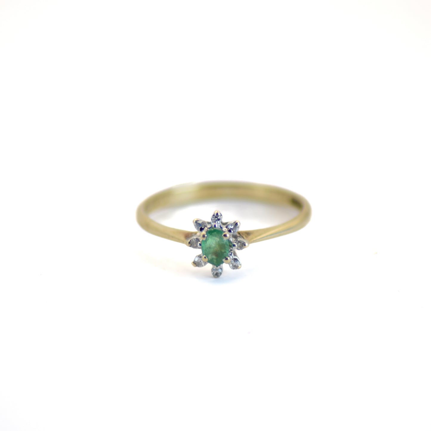 Emerald cluster diamond 9ct gold ring