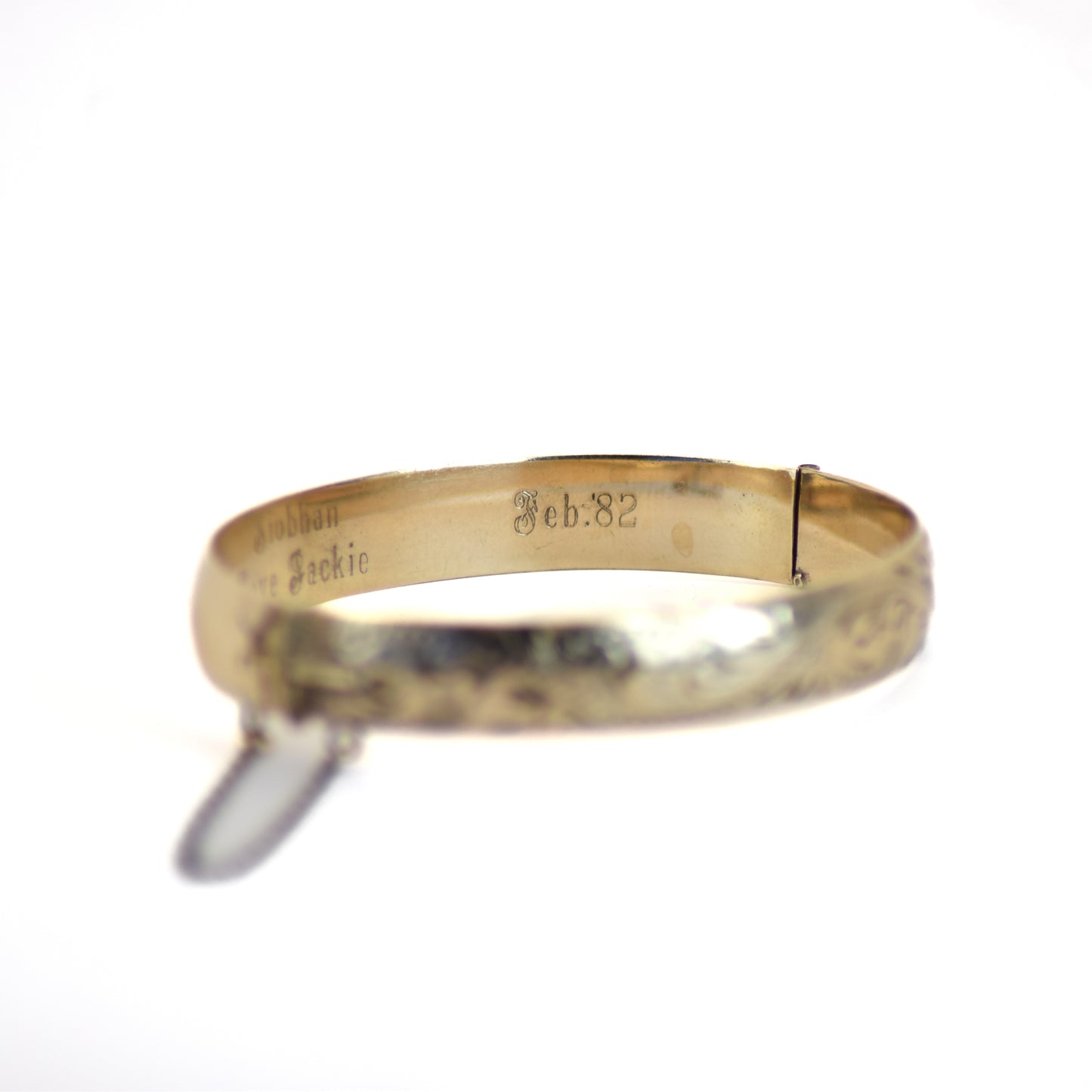 Rolled gold 9ct leaf engraved bangle