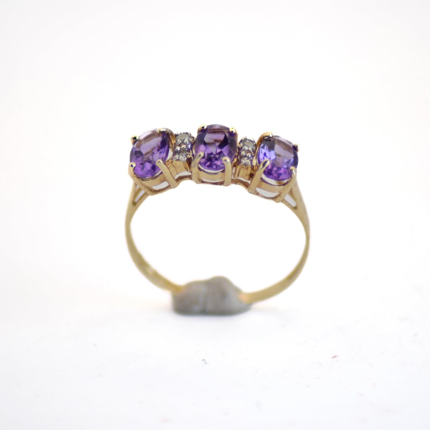 10k gold Amethyst & diamond ring