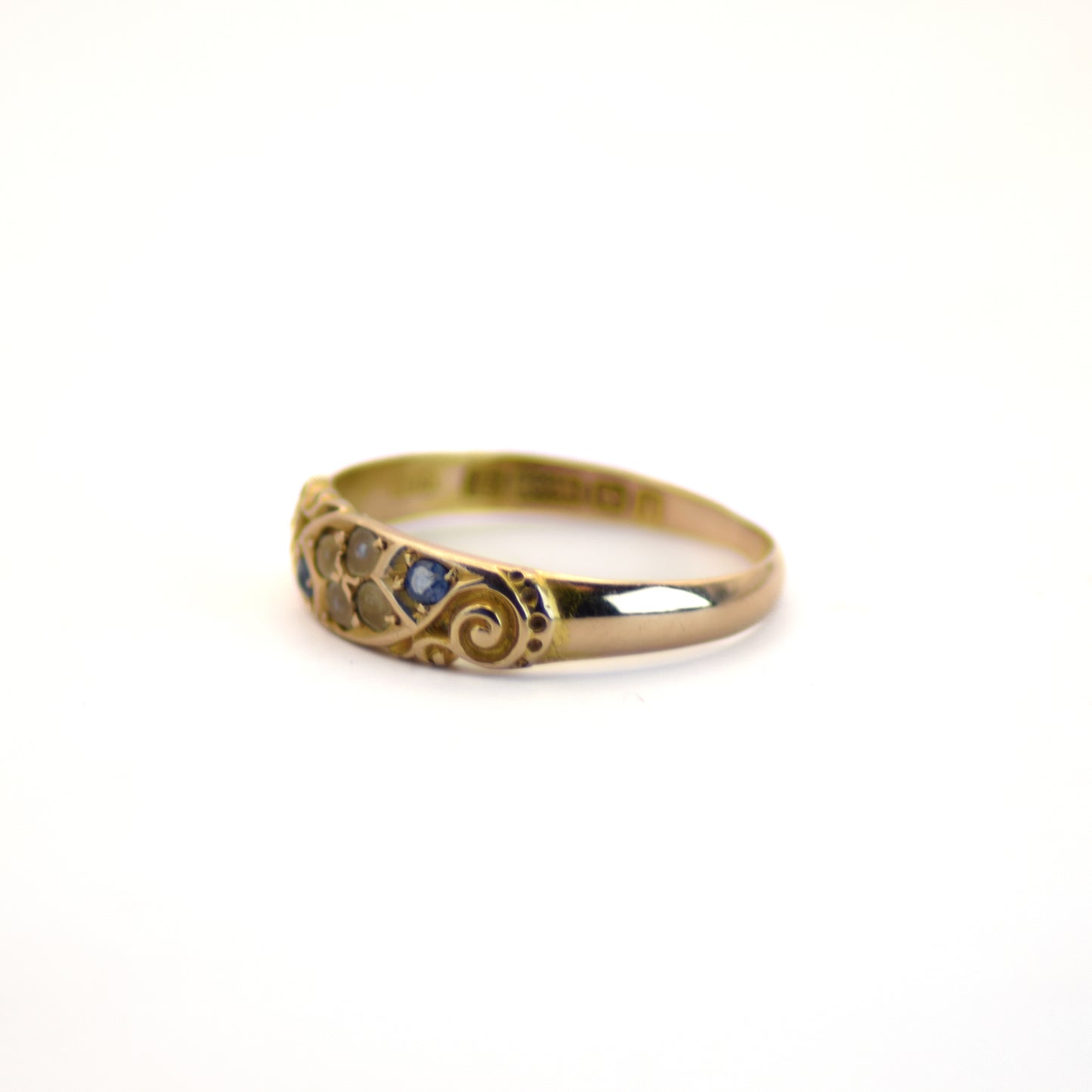 Victorian 15ct gold sapphire and pearl ring