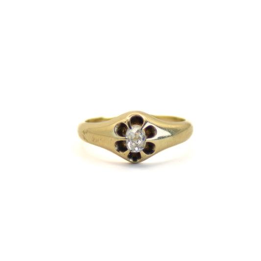 Diamond 9ct gold Solitaire Victorian ring