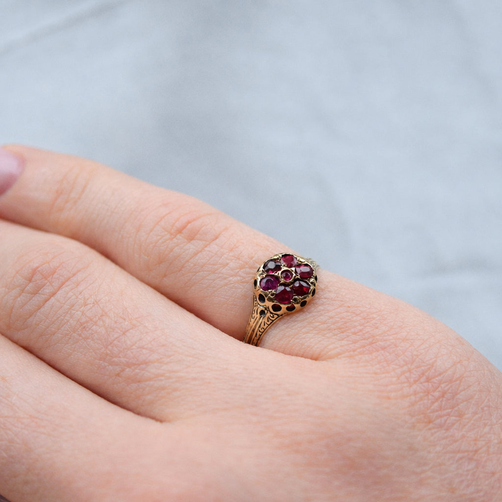 Vintage 90s Ruby 9ct gold ring