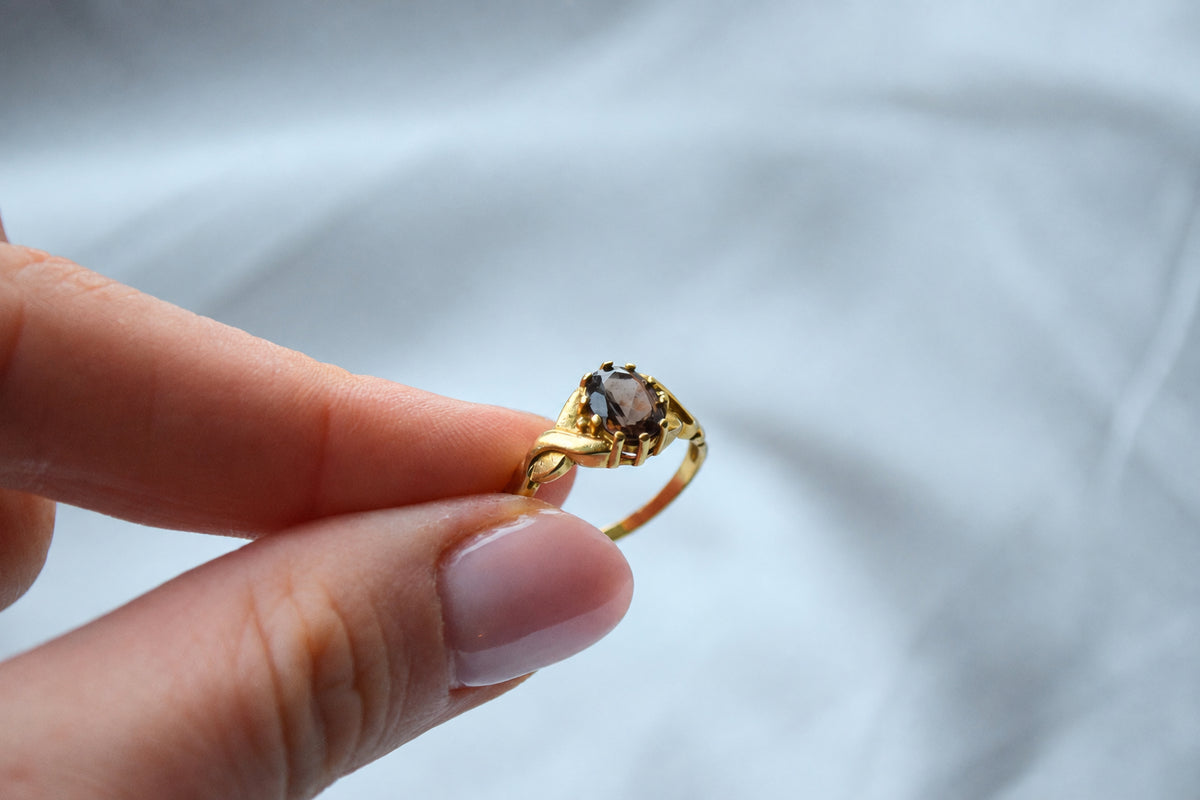 Smokey quartz vintage 9ct gold ring
