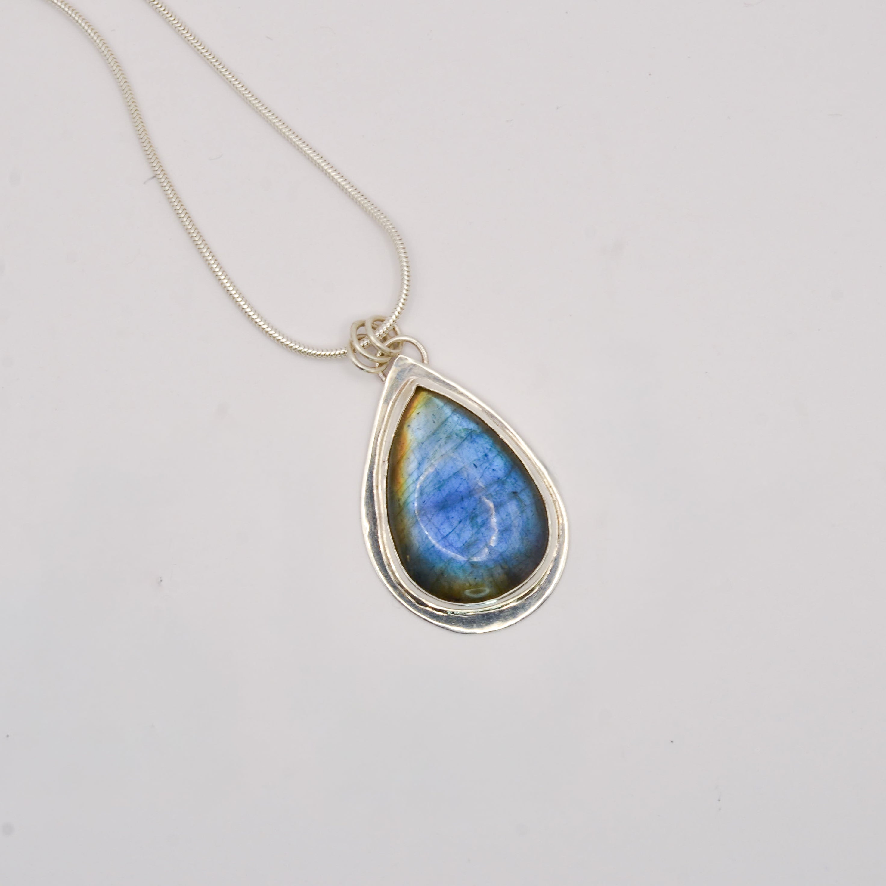 Labradorite pendant necklace