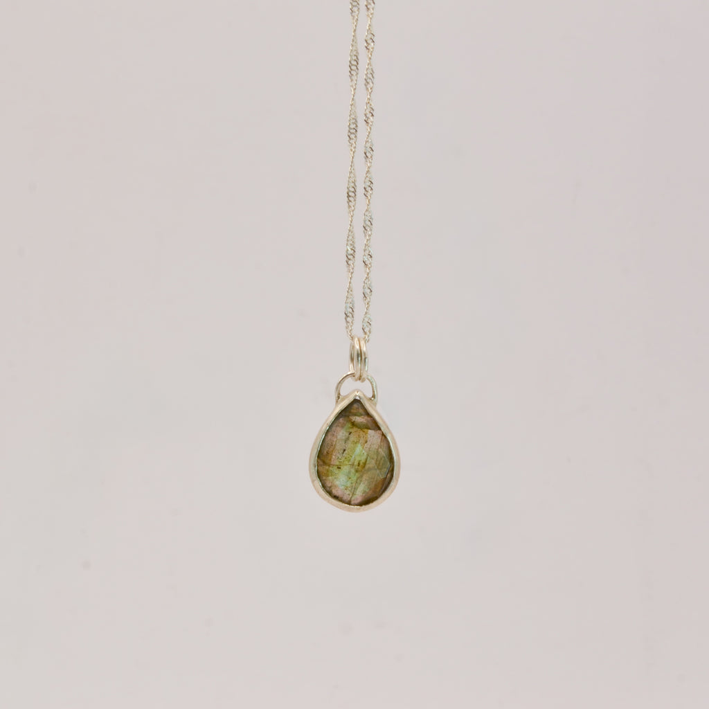 Faceted labradorite necklace