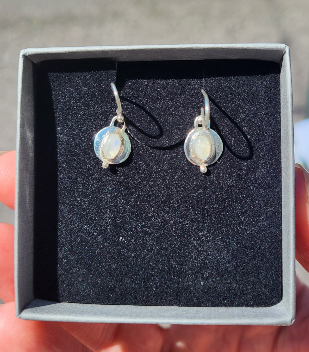 Moonstone ciorcal earrings